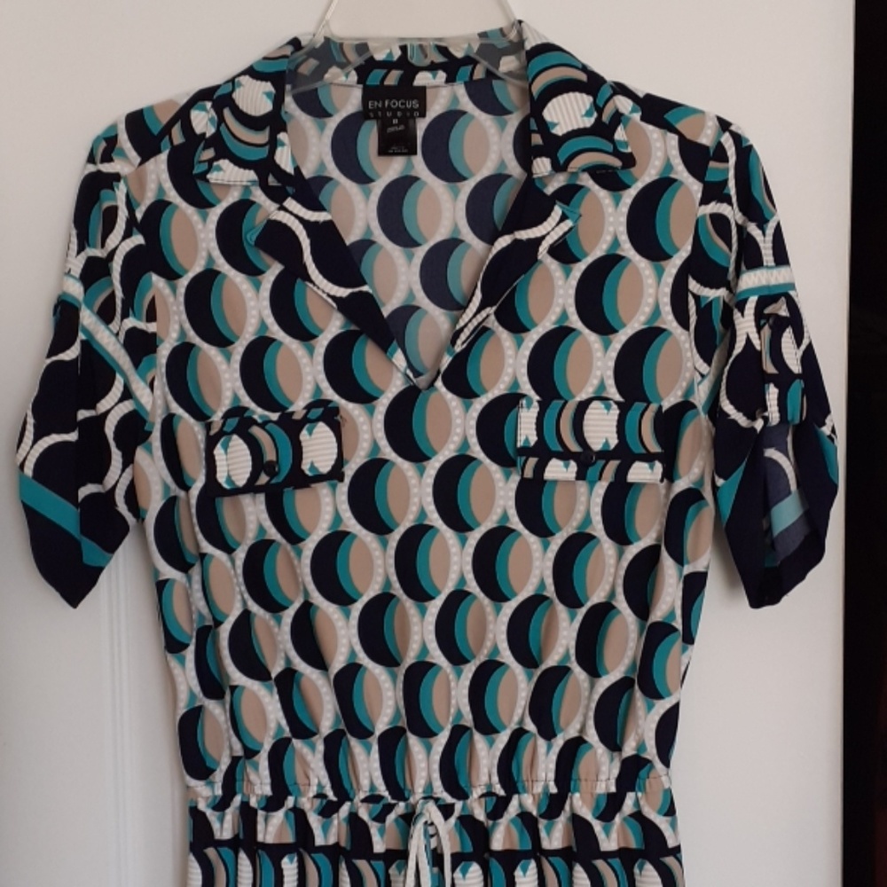 Dress - Picture 2 of 3